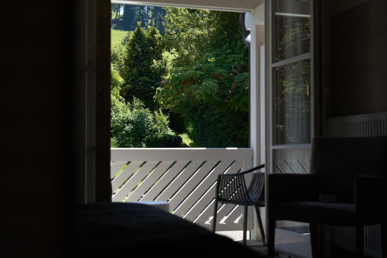 Gaestehaus Am Wasserschloss & Restaurant Wasserschloss Inzlingen Bagian luar foto